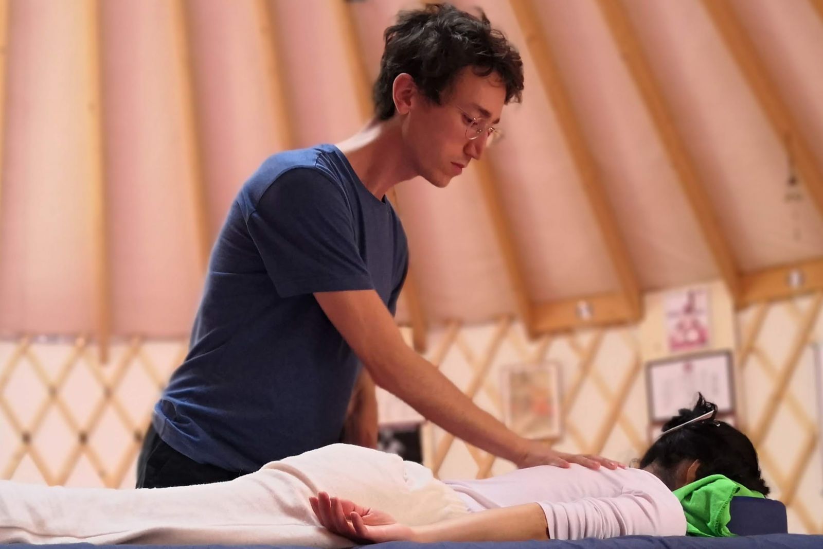 Shiatsu et Consentement - © Shiatsu-France.com - Mehdi Abid Shiatsu et Consentement - © Shiatsu-France.com - Mehdi Abid