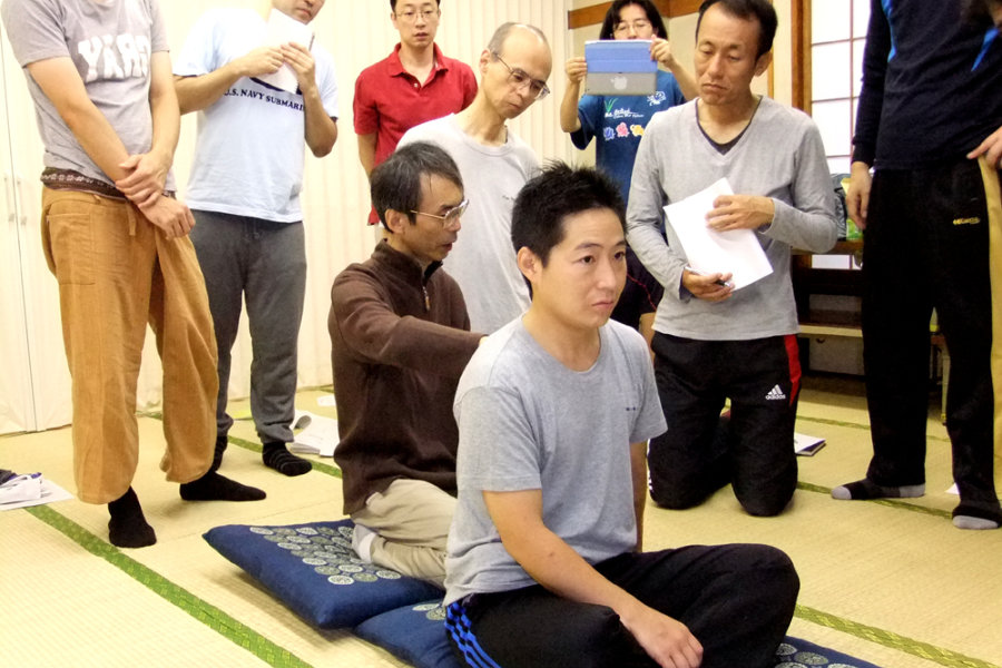 Entretien avec Nobuyuki FUJISAKI - © Nobuyuki Fujisaki - Zen Shiatsu Japan